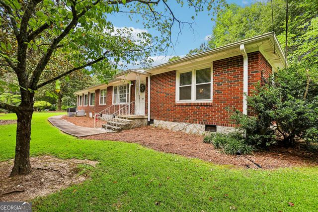 305 Oak Avenue, Carrollton, GA 30117