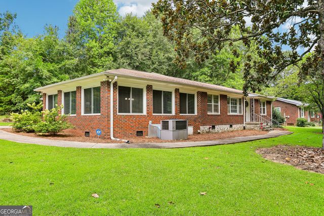 305 Oak Avenue, Carrollton, GA 30117