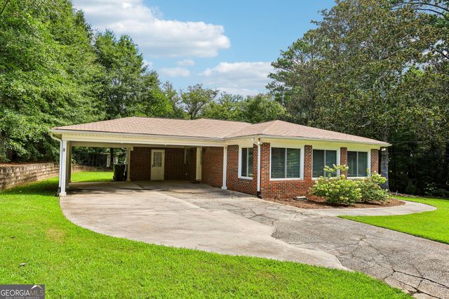 305 Oak Avenue, Carrollton, GA 30117