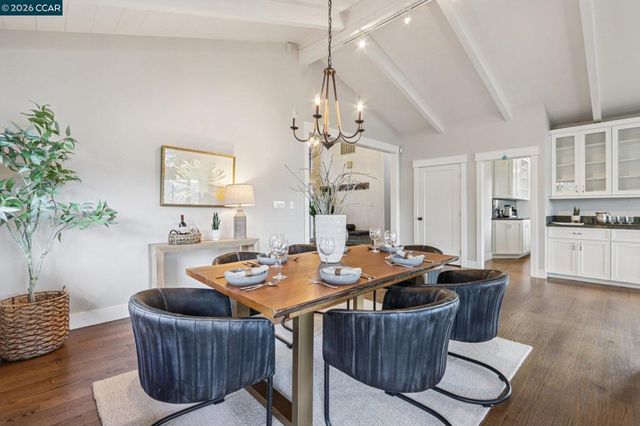 858 858 Mountain View Dr, Lafayette, CA 94549