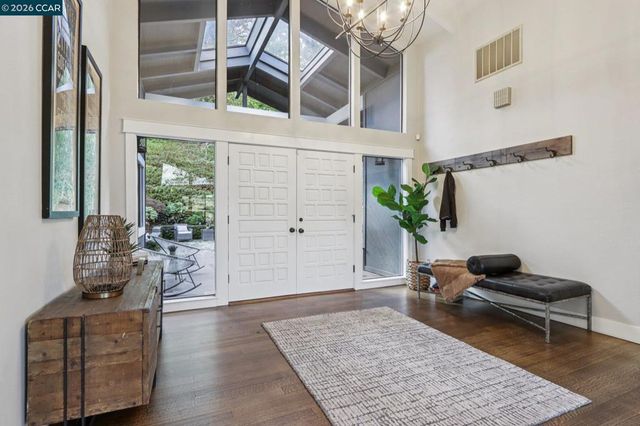 858 858 Mountain View Dr, Lafayette, CA 94549