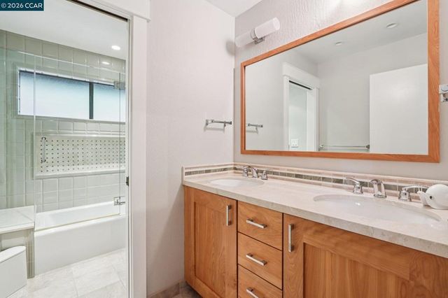 858 858 Mountain View Dr, Lafayette, CA 94549