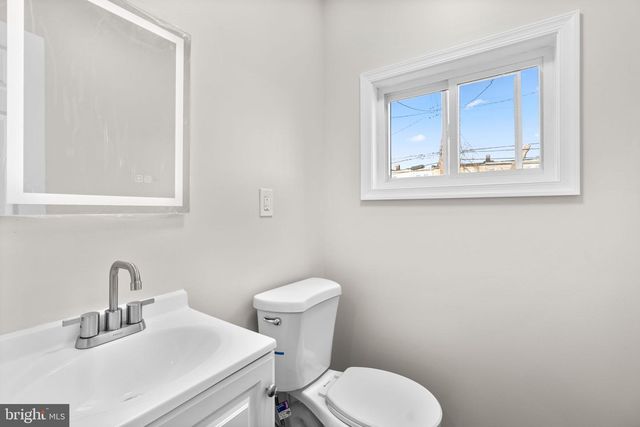 2846 OAKLEY AVE, Baltimore, MD 21215