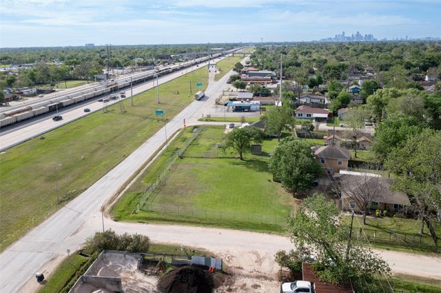 0 W Hardy Road, Houston, TX 77076
