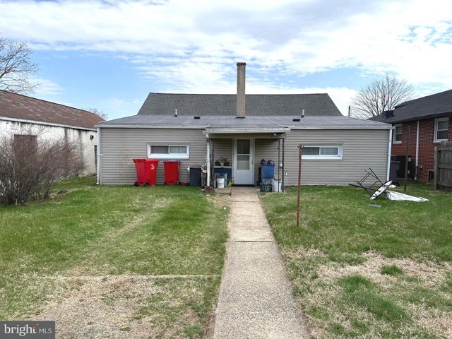 207-209 LEMON ST, Stowe, PA 19464