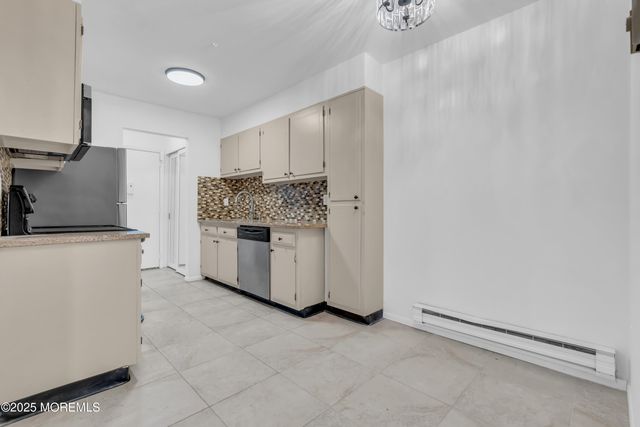 55 Amberly Drive G, Manalapan, NJ 07726