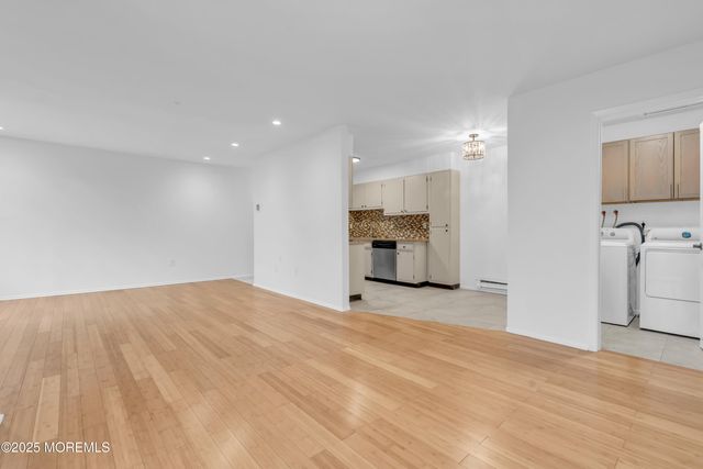 55 Amberly Drive G, Manalapan, NJ 07726