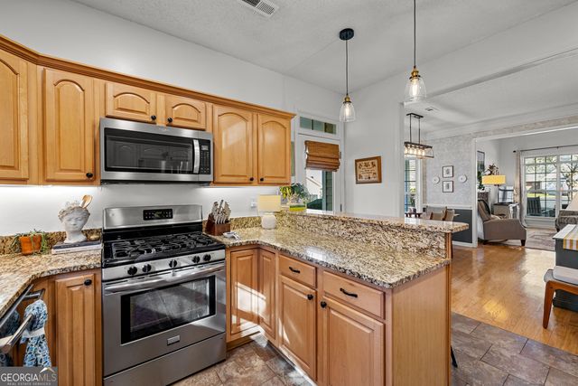 16 Quail Run Court, Newnan, GA 30265