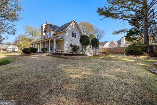 16 Quail Run Court, Newnan, GA 30265