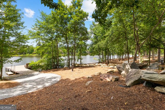 16 Quail Run Court, Newnan, GA 30265