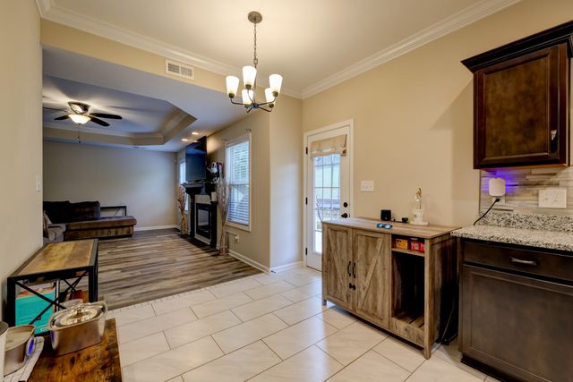 356 Barry Dr, Clarksville, TN 37040