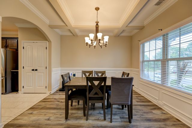 356 Barry Dr, Clarksville, TN 37040