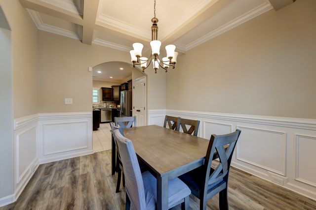 356 Barry Dr, Clarksville, TN 37040