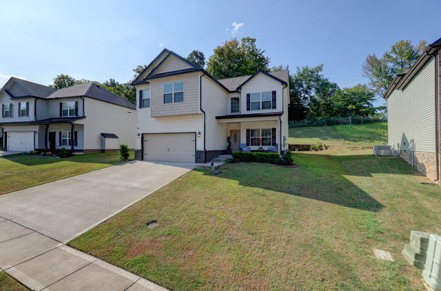 356 Barry Dr, Clarksville, TN 37040