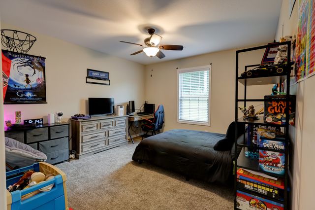 356 Barry Dr, Clarksville, TN 37040
