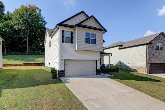 356 Barry Dr, Clarksville, TN 37040