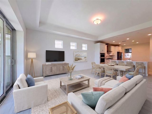 10618 KLEE AVENUE, Bradenton, FL 34212
