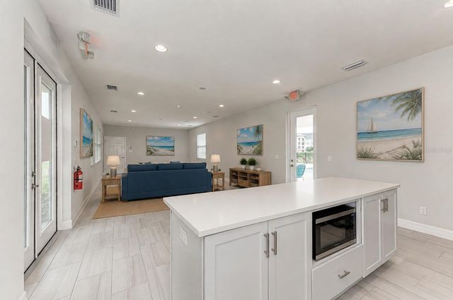 10618 KLEE AVENUE, Bradenton, FL 34212