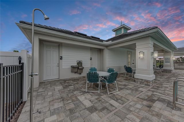 10618 KLEE AVENUE, Bradenton, FL 34212