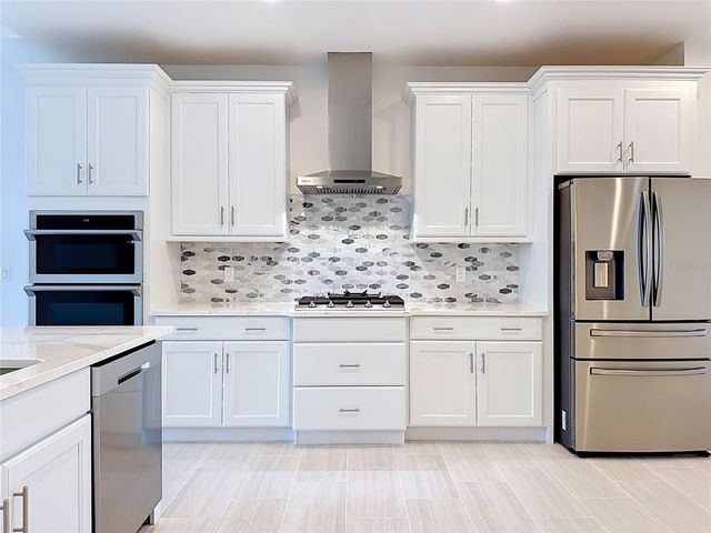 10618 KLEE AVENUE, Bradenton, FL 34212