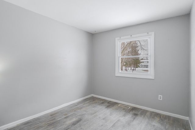 419 Portland Road, Valparaiso, IN 46385