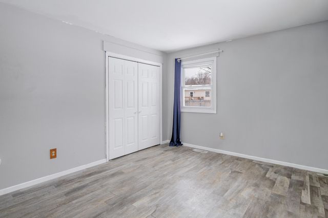 419 Portland Road, Valparaiso, IN 46385