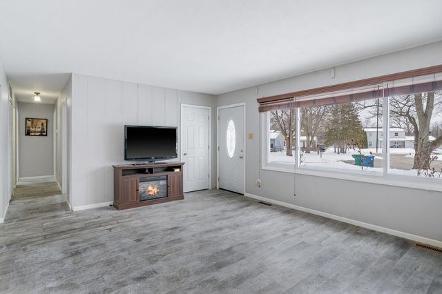 419 Portland Road, Valparaiso, IN 46385