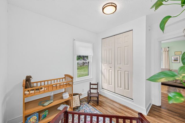 517 Sidney Street E, Saint Paul, MN 55107