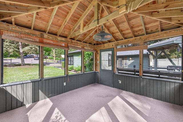 517 Sidney Street E, Saint Paul, MN 55107
