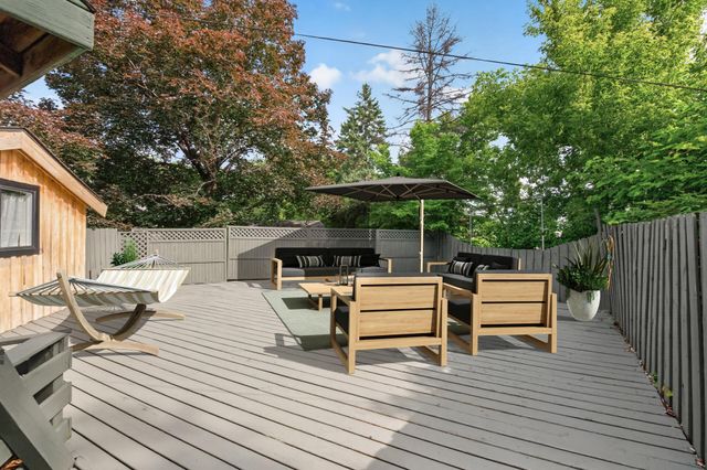 517 Sidney Street E, Saint Paul, MN 55107