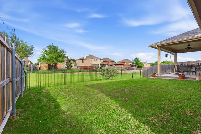 9125 Rainland Court, Arlington, TX 76002