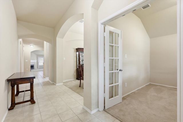 9125 Rainland Court, Arlington, TX 76002