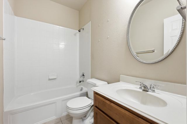 9125 Rainland Court, Arlington, TX 76002