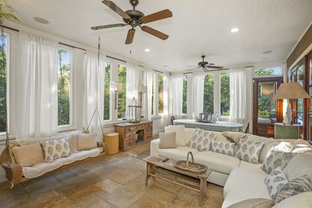 215 Lynnwood Blvd, Nashville, TN 37205