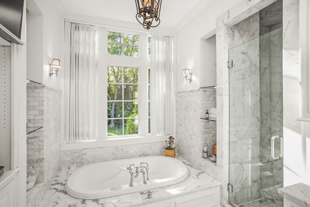 215 Lynnwood Blvd, Nashville, TN 37205