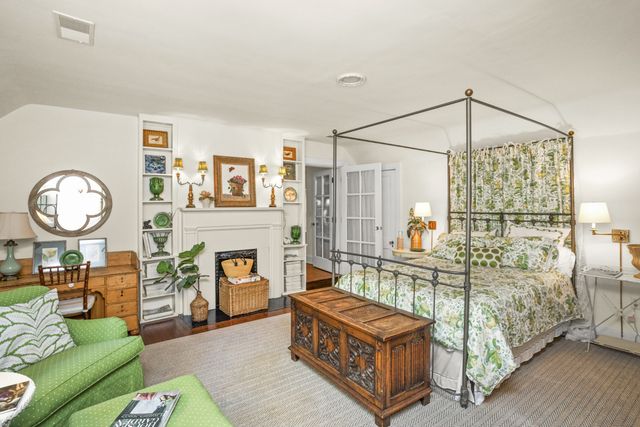 215 Lynnwood Blvd, Nashville, TN 37205