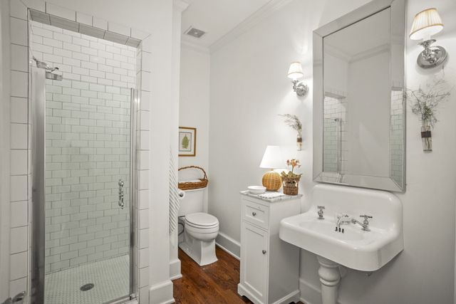 215 Lynnwood Blvd, Nashville, TN 37205