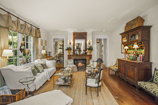 215 Lynnwood Blvd, Nashville, TN 37205