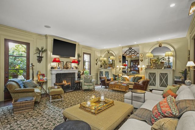 215 Lynnwood Blvd, Nashville, TN 37205