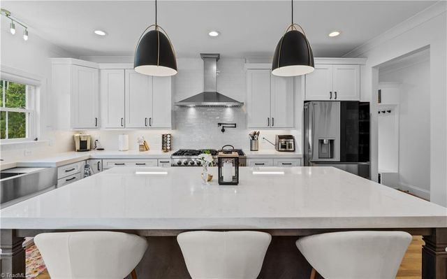 8198 Rob Roy Drive, Summerfield, NC 27358
