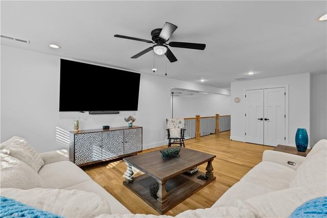 8198 Rob Roy Drive, Summerfield, NC 27358