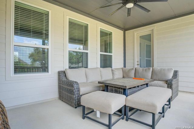 237 Bryant Park, Castroville, TX 78009