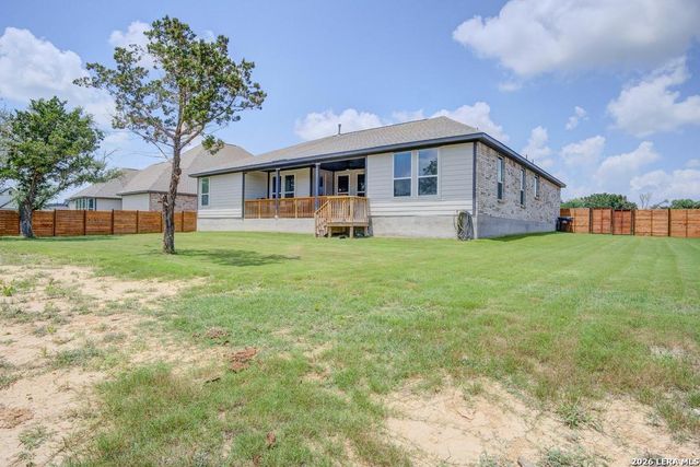 237 Bryant Park, Castroville, TX 78009