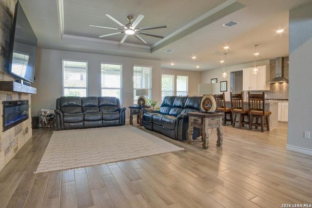 237 Bryant Park, Castroville, TX 78009