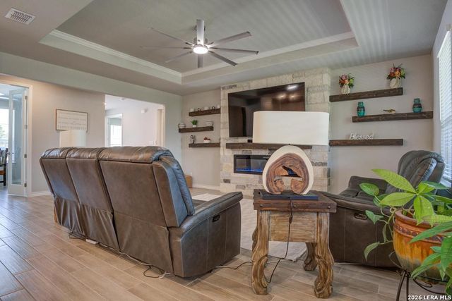 237 Bryant Park, Castroville, TX 78009