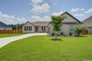 237 Bryant Park, Castroville, TX 78009
