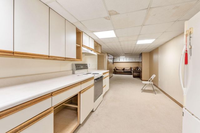 1282 Lawndale Road, Marion, OH 43302