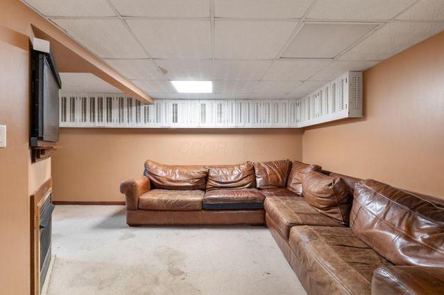 1282 Lawndale Road, Marion, OH 43302