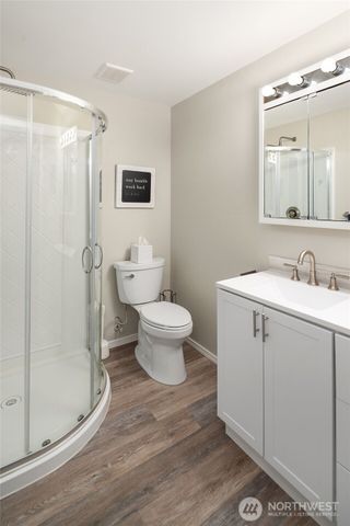 1067 Anacortes Avenue NE, Renton, WA 98059