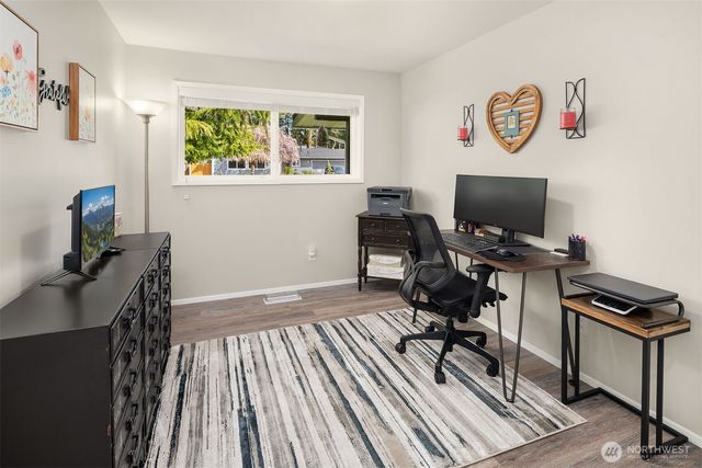 1067 Anacortes Avenue NE, Renton, WA 98059